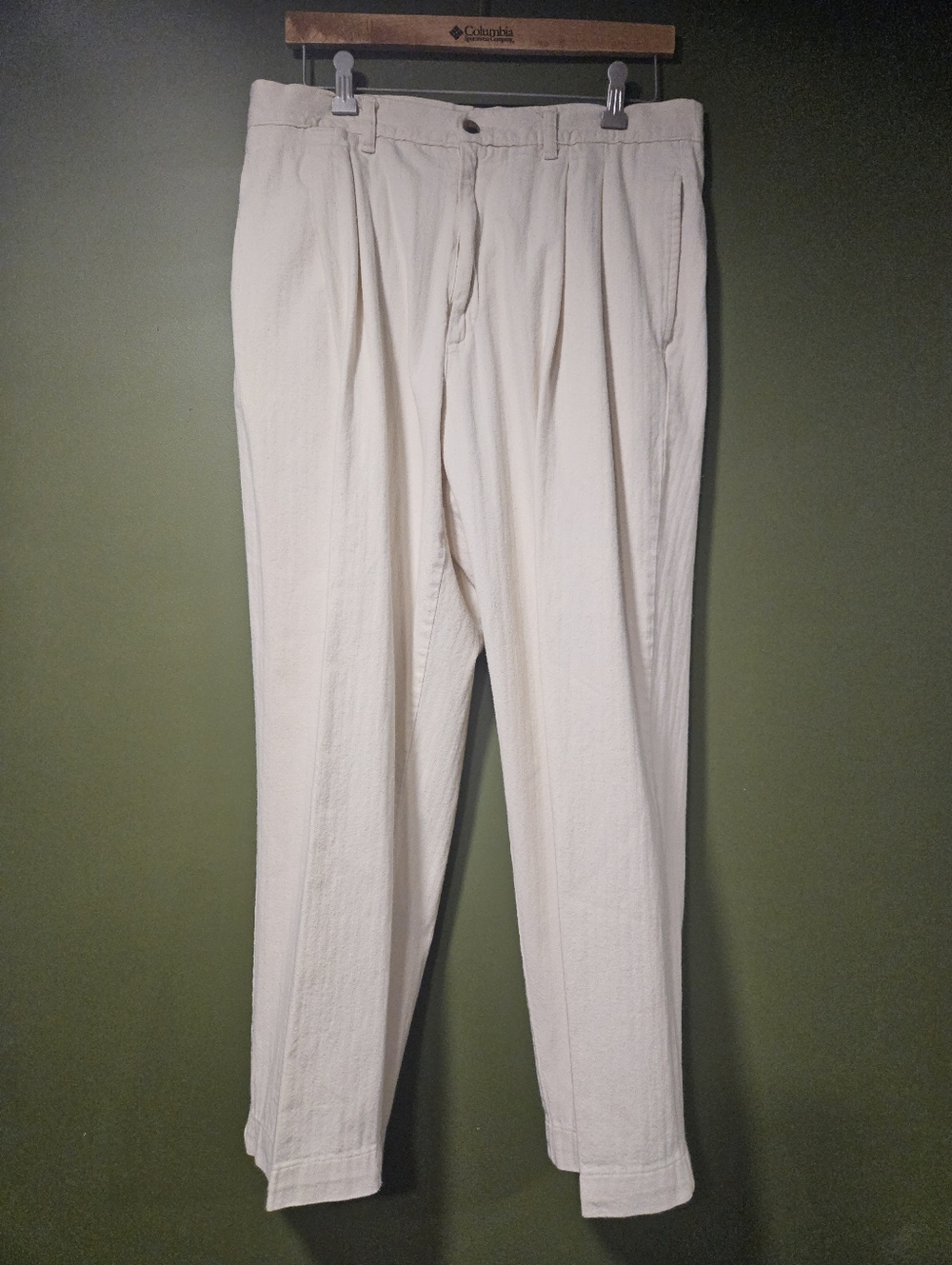 Men's Pleated Trouser